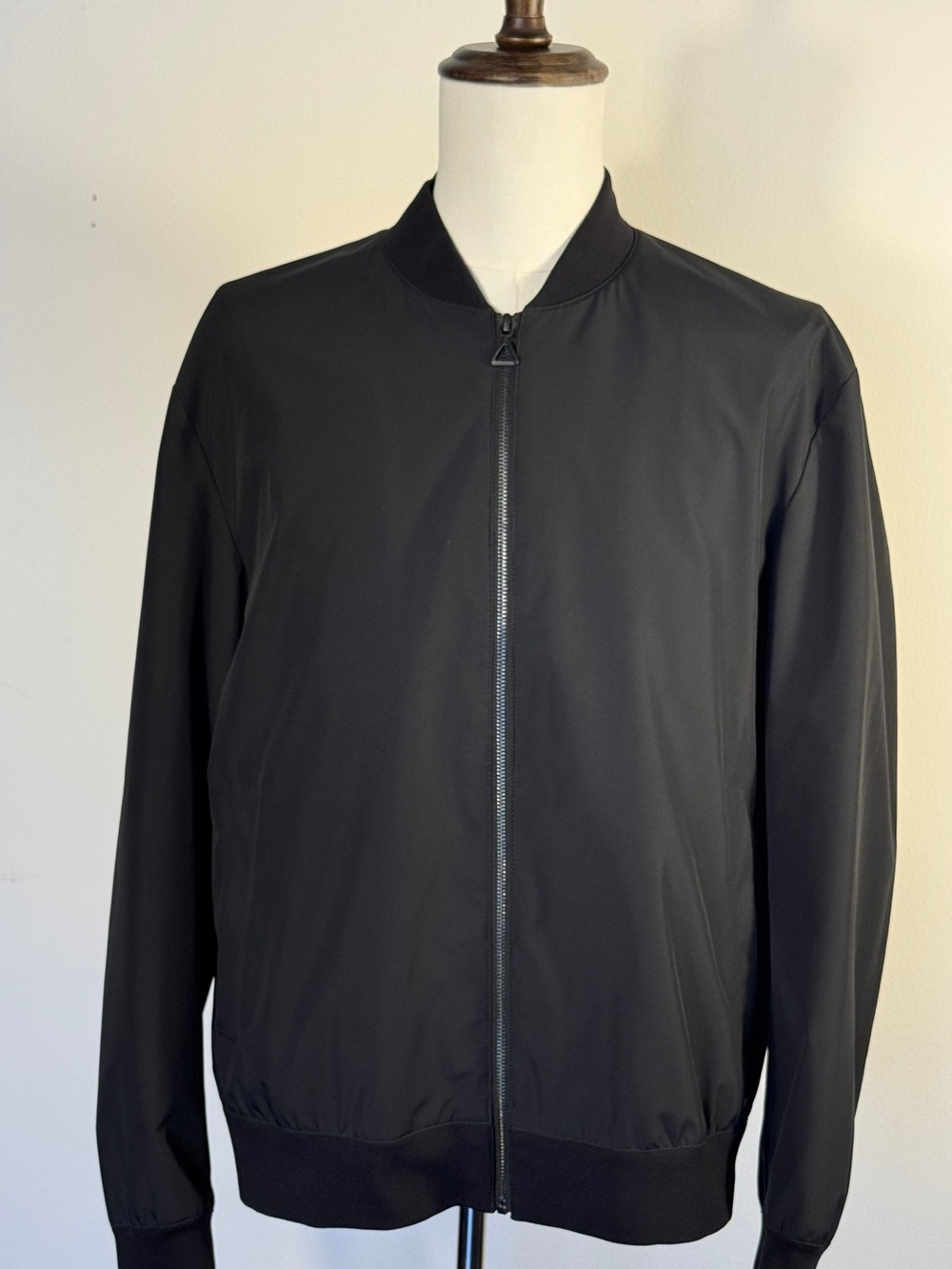 HUGO Hugo Boss Black Zip Bomber Jacket XL Minimalist Modern Stretch Coat